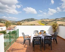 Spain Andalucía Montecorto vacation rental compare prices direct by owner 13878712