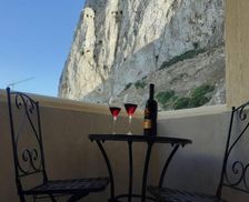 Gibraltar  Gibraltar vacation rental compare prices direct by owner 14380191