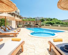 Greece Crete Perama vacation rental compare prices direct by owner 11436596