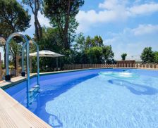 Italy Marche Pesaro vacation rental compare prices direct by owner 4514181