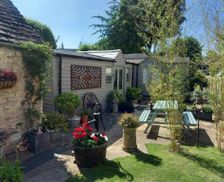 United Kingdom Gloucestershire Cirencester vacation rental compare prices direct by owner 14127308