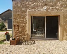 France Aquitaine Petit-Palais-et-Cornemps vacation rental compare prices direct by owner 14058730