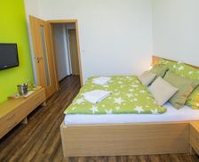 Czechia Central Bohemia Hřebečníky vacation rental compare prices direct by owner 16096872