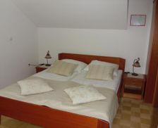 Slovenia Posavje Bizeljsko vacation rental compare prices direct by owner 13002552