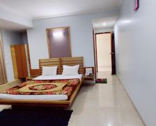 India Gujarat Vapi vacation rental compare prices direct by owner 26362114