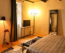 France Languedoc-Roussillon Saint-Quentin-la-Poterie vacation rental compare prices direct by owner 13754605