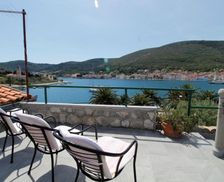 Croatia Vis Island Vis vacation rental compare prices direct by owner 14782605