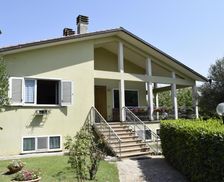 Italy Lazio Contigliano vacation rental compare prices direct by owner 19096762