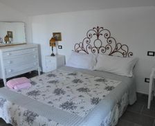 Italy Liguria Valeriano Lunense vacation rental compare prices direct by owner 18273386