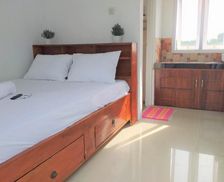 Indonesia Central Java Pekalongan vacation rental compare prices direct by owner 14662465