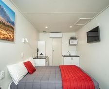 New Zealand Manawatu Levin vacation rental compare prices direct by owner 19071761