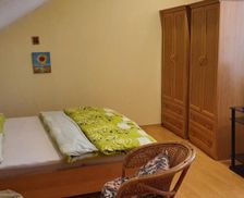 Slovakia Nitriansky kraj Jedľové Kostoľany vacation rental compare prices direct by owner 19378699