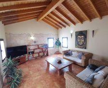 Spain Fuerteventura La Oliva vacation rental compare prices direct by owner 16401675