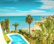 Spain Andalucía Benalmádena vacation rental compare prices direct by owner 9105611