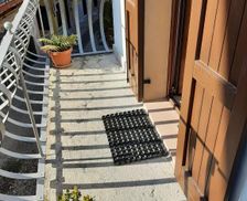 Italy Veneto Malcesine vacation rental compare prices direct by owner 6375795