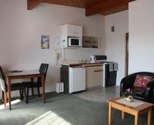 New Zealand Manawatu Whanganui vacation rental compare prices direct by owner 18021687
