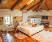 Italy Piedmont Guarene vacation rental compare prices direct by owner 14312354