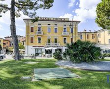 Italy Lombardy Desenzano del Garda vacation rental compare prices direct by owner 6394592