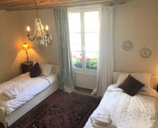 France Pays de la Loire Saint-Pierre-du-Lorouër vacation rental compare prices direct by owner 12988154