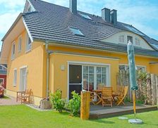 Germany Mecklenburg-Pomerania Zingst vacation rental compare prices direct by owner 16125932