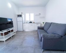 Spain Lanzarote Teguise vacation rental compare prices direct by owner 16406634