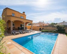 Spain Catalonia L'Escala vacation rental compare prices direct by owner 17721745