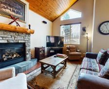 United States California Mammoth Lakes vacation rental compare prices direct by owner 19760857