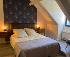 France Burgundy Saint-Romain vacation rental compare prices direct by owner 18154125