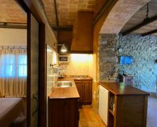 Spain Catalonia Maçanet de Cabrenys vacation rental compare prices direct by owner 13756083