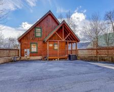 United States Tennessee Pigeon Forge vacation rental compare prices direct by owner 14478759