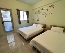 Taiwan Kaohsiung Area Qieding vacation rental compare prices direct by owner 18476439