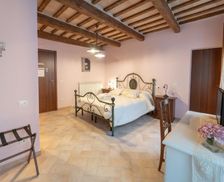 Italy Umbria Gualdo Tadino vacation rental compare prices direct by owner 15888512