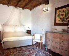 Italy Lombardy Casalzuigno vacation rental compare prices direct by owner 14471492