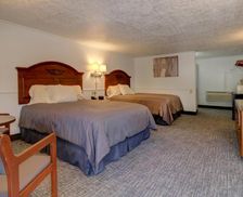 United States Maine Sanford vacation rental compare prices direct by owner 12904069