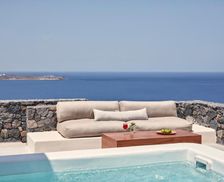 Greece Santorini Oia vacation rental compare prices direct by owner 14781872