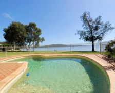 Australia New South Wales Soldiers Point vacation rental compare prices direct by owner 14840128