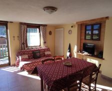 Italy Valle d'Aosta Challand Saint Anselme vacation rental compare prices direct by owner 14578244