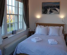 United Kingdom Anglesey Holyhead vacation rental compare prices direct by owner 13894122