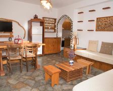 Greece Milos Pachaina vacation rental compare prices direct by owner 15087998