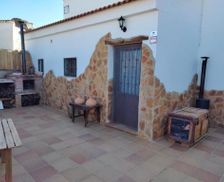 Spain Andalucía Guadix vacation rental compare prices direct by owner 18664417