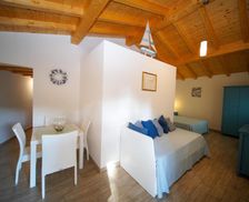 Italy Elba Fetovaia vacation rental compare prices direct by owner 18176332