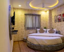 India Gujarat Anand vacation rental compare prices direct by owner 15341592