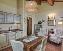 Italy Tuscany Foiano della Chiana vacation rental compare prices direct by owner 18786781