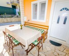 Croatia Split-Dalmatia County Trogir vacation rental compare prices direct by owner 16284380