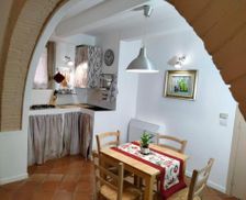 Italy Umbria Spello vacation rental compare prices direct by owner 26688668