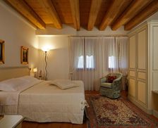 Italy Veneto Cornarè vacation rental compare prices direct by owner 17942736