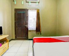 Indonesia West Java Maniskaler vacation rental compare prices direct by owner 14240784