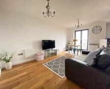 United Kingdom Glamorgan Swansea vacation rental compare prices direct by owner 15214794