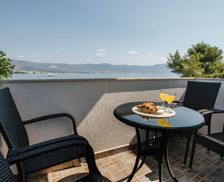 Croatia Split-Dalmatia County Trogir vacation rental compare prices direct by owner 15841354