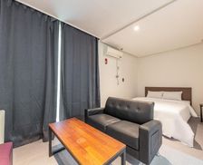 South Korea Gyeonggi-do Pyeongtaek vacation rental compare prices direct by owner 10829676